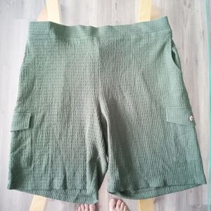 Green Women's Cargo Shorts